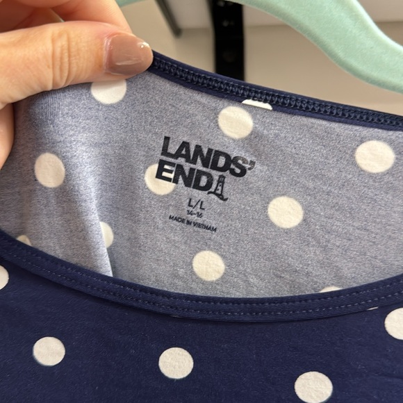Lands End Rash Guard - Picture 2 of 2